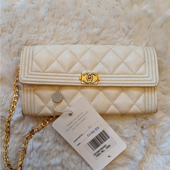 Creme Large Boy Gusset Flap Chanel Wallet on Chain - Picture 9 of 12